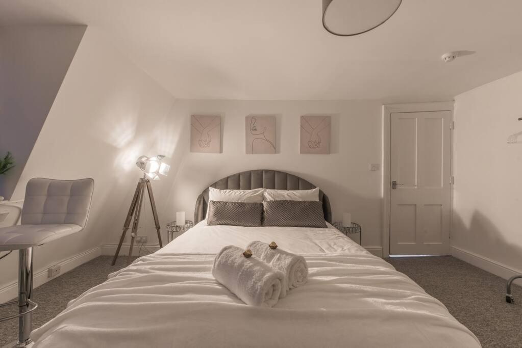 Parade Gardens Boutique Apartments- Central, Grade I Listed, 4K Tvs, Hidden Views Бат Екстер'єр фото