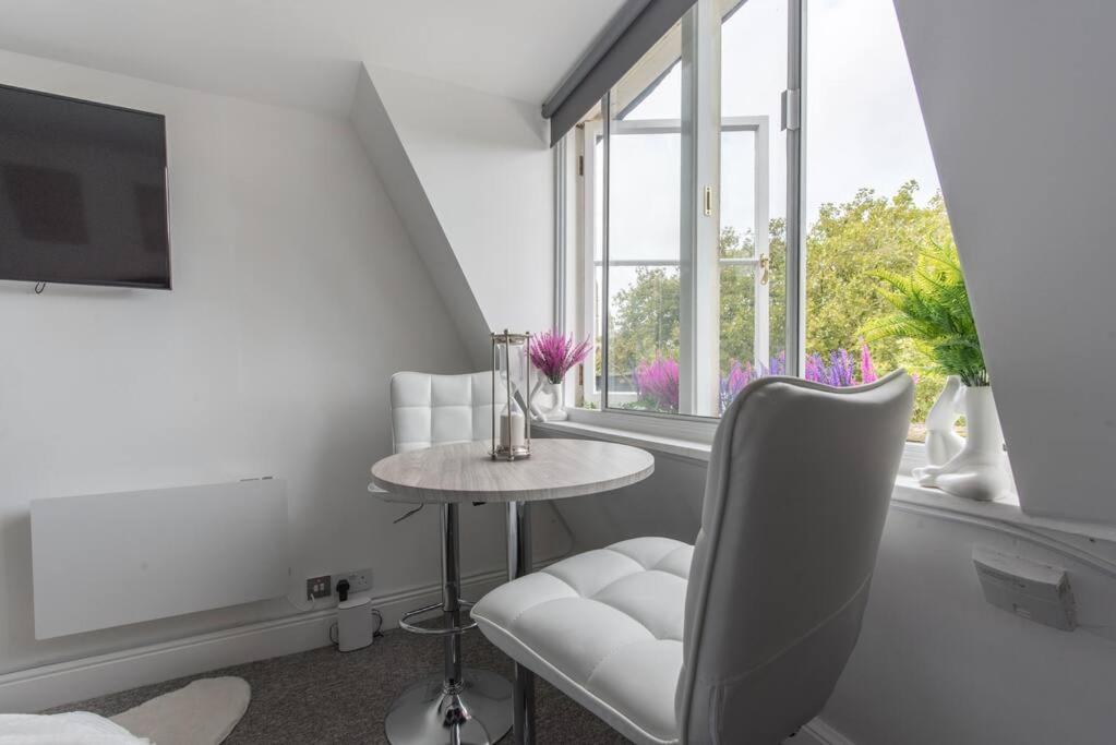 Parade Gardens Boutique Apartments- Central, Grade I Listed, 4K Tvs, Hidden Views Бат Екстер'єр фото
