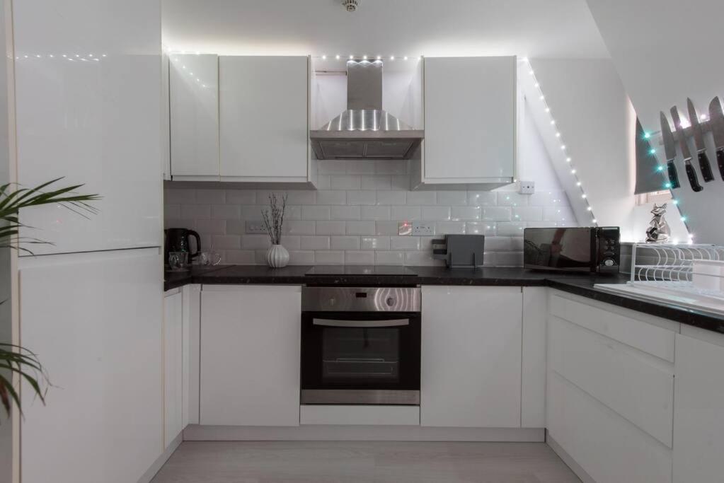 Parade Gardens Boutique Apartments- Central, Grade I Listed, 4K Tvs, Hidden Views Бат Екстер'єр фото