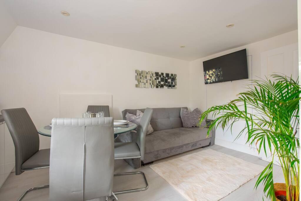 Parade Gardens Boutique Apartments- Central, Grade I Listed, 4K Tvs, Hidden Views Бат Екстер'єр фото