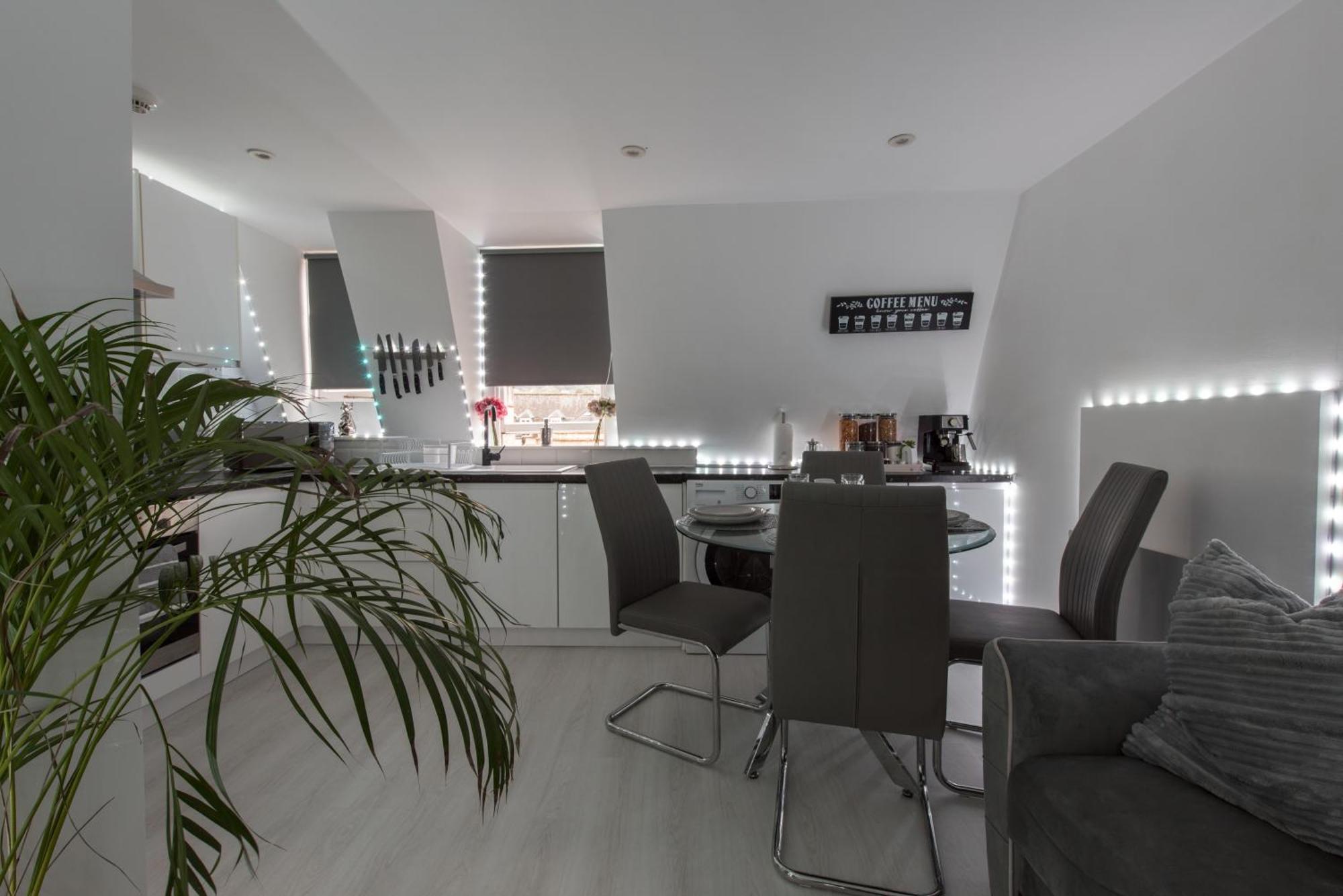 Parade Gardens Boutique Apartments- Central, Grade I Listed, 4K Tvs, Hidden Views Бат Екстер'єр фото